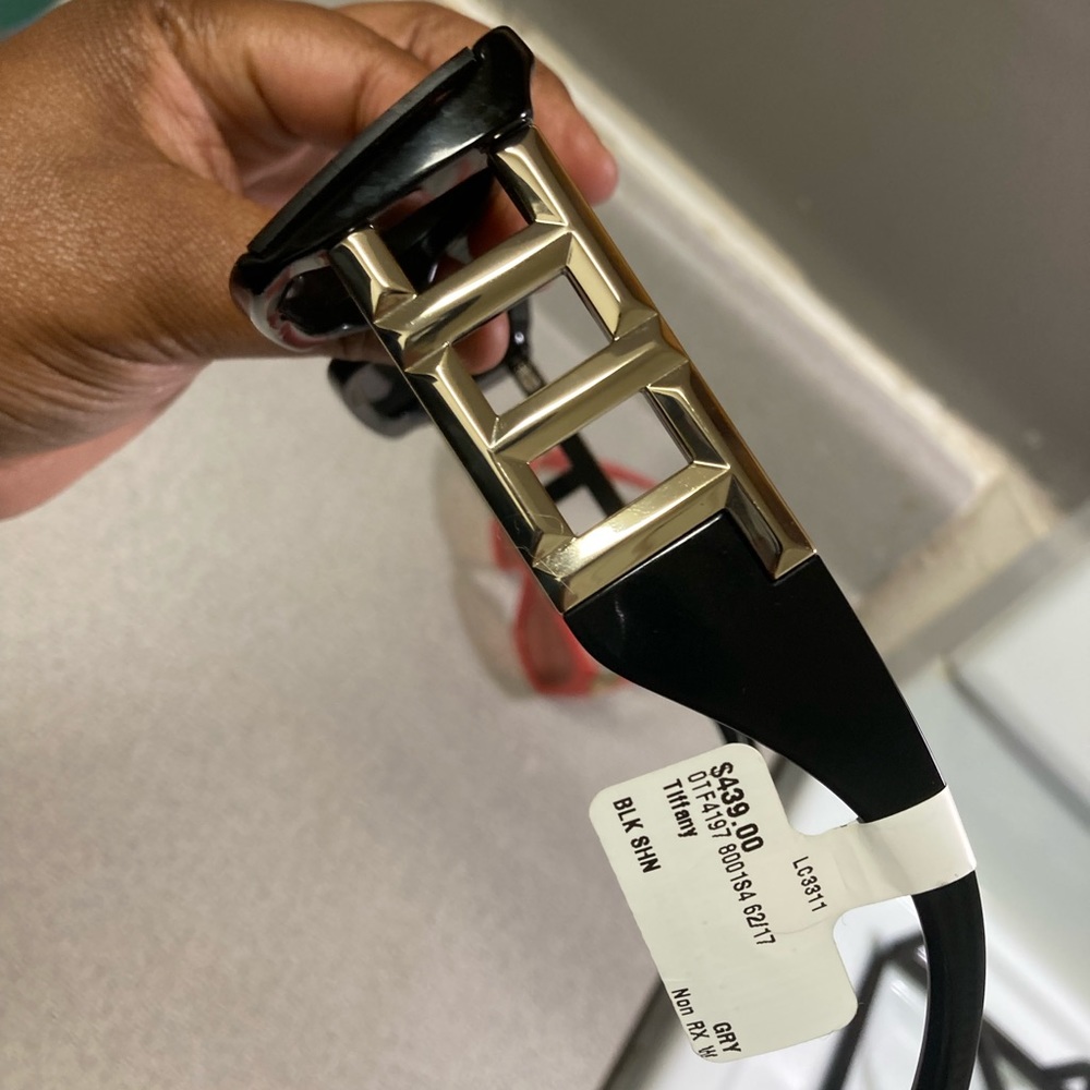 Brand new never worn tag still on